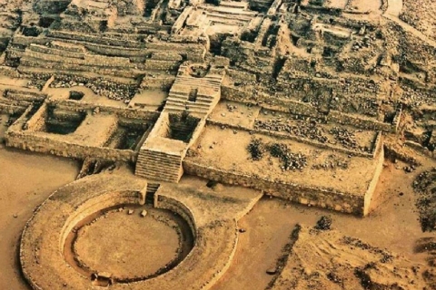 Lima: Full day City of Caral | Entrance - Group service |