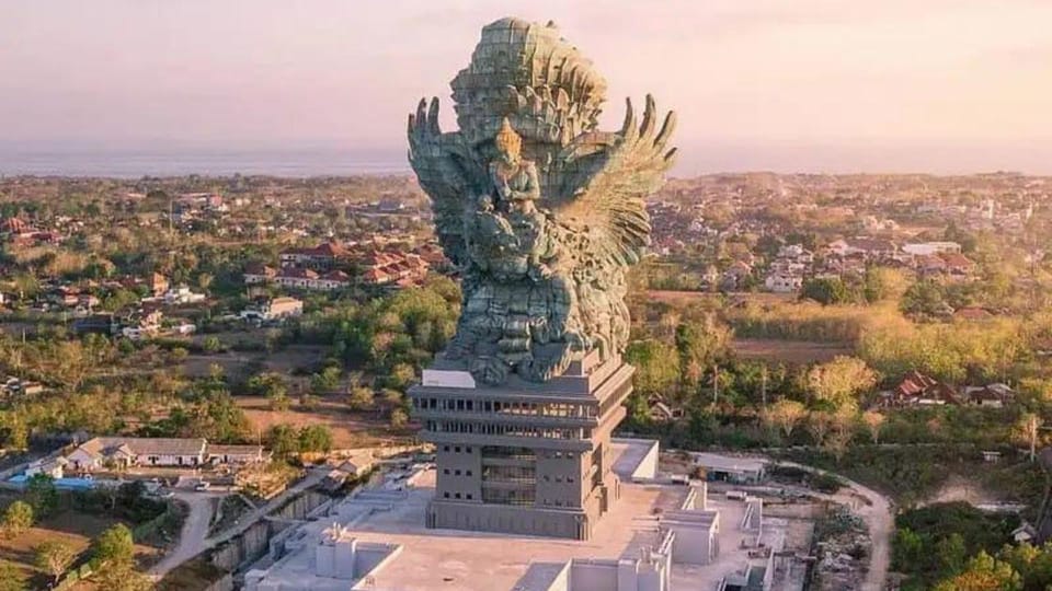 Bali Statue De Gwk Temple D Uluwatu Et Danse Kecak Getyourguide