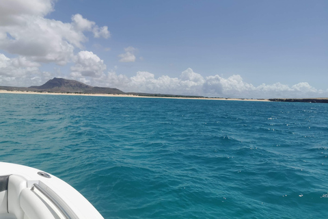 Prywatny czarter – połów ryb głębinowych w Boa Vista4 godziny wędkowania na głębokim morzu