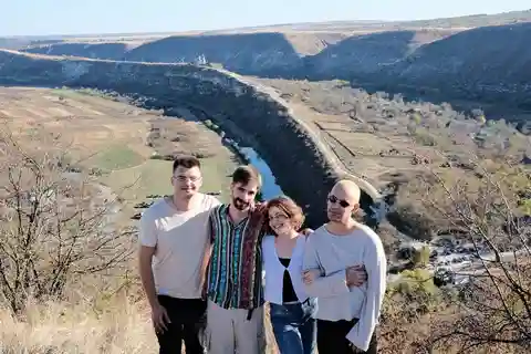 Chisinau: Wanderung, Höhlenkloster und Curchi-Kloster-Tour
