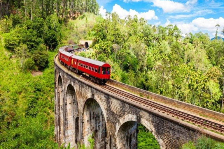 Billetes de Tren de Ella a Kandy - ( Asientos Reservados 2ª Clase )
