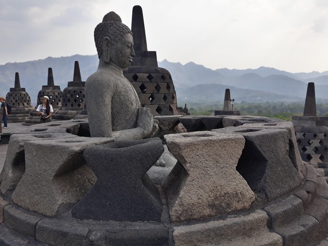 Yogyakarta: Borobudur, Merapi Jeep Tour, and Prambanan