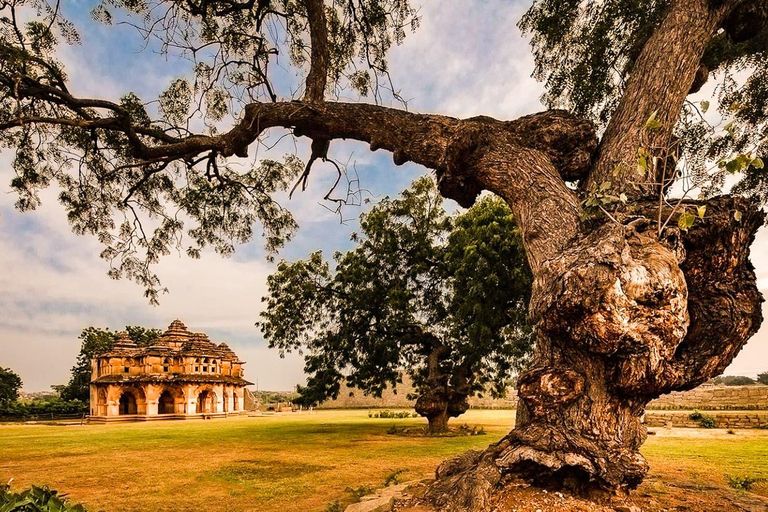 From Bangalore: 3-Day Hampi Heritage and Luxury Tour