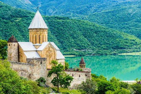 An unforgettable and wonderful tour to Gudauri - Kazbegi