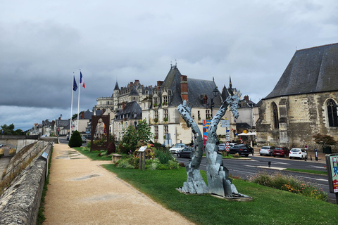 Loire Valley Wine Tour from Paris: 2 Wineries & 10 Tastings Premium Option