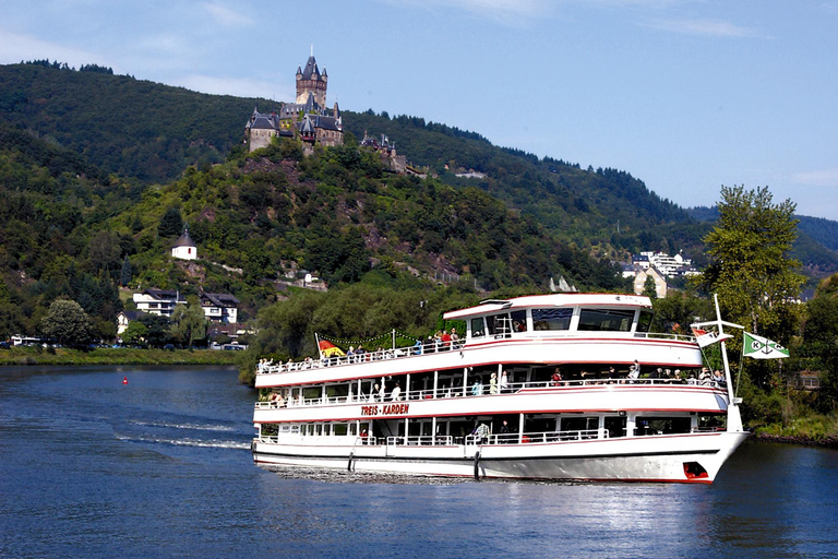 Cochem: Panorama-Schiff-Tour 1 Stunde bis Ernst und zurückCochem: Rundfahrt mit dem Schiff 1 Stunde hin und zurück