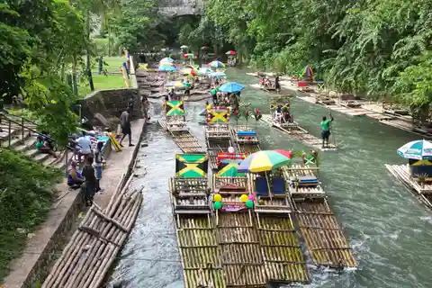 Montegobay: Passeio de rafting com massagem calcária