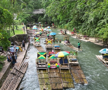 Montegobay: Passeio de rafting com massagem calcária