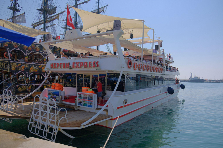 Marmaris: Luxury Boat Tour with Lunch Air-conditioned boat