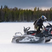 Rovaniemi : safari aventure en motoneige avec options combinées