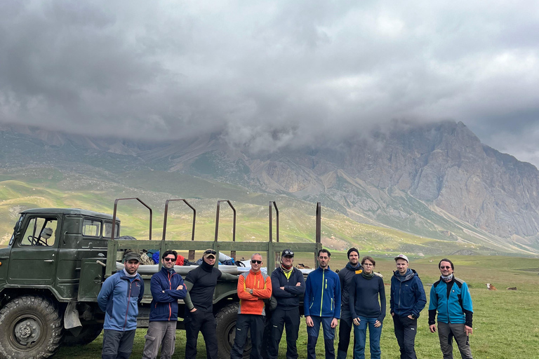 Bazarduzu 4466 m : 3-Day Trip to highest Point Azerbaijan