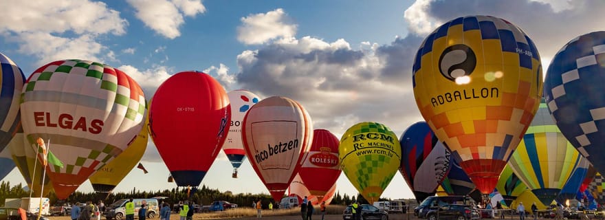 Incroyable vol en montgolfière au lever ou au coucher du soleil (avec options privées)