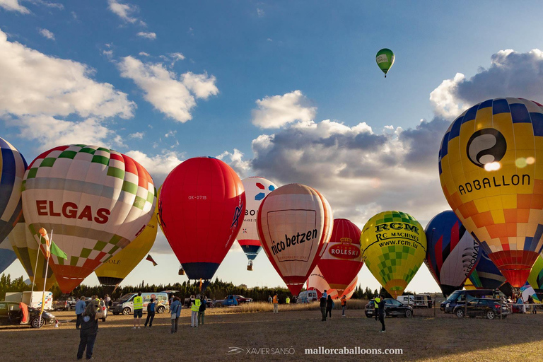 Mallorca: Sunset Balloon ride