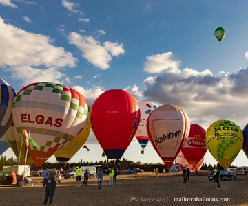 Mallorca: Sunset Balloon ride (with private options)
