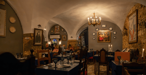 Lisbon - Fado Concert with Portuguese Dinner