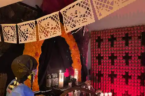 Mexique : Atelier et visite de la maison de l'artisan du Jour des Morts