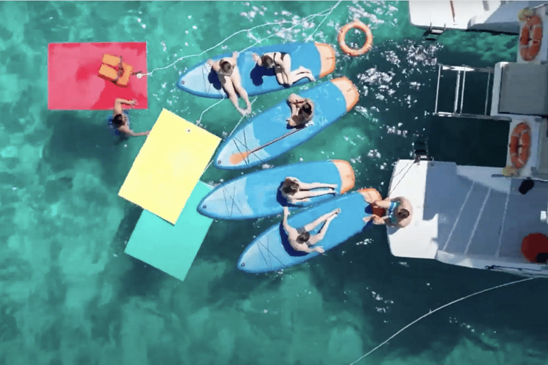 Palma: Deluxe Catamaran with Snacks, Drink, SUP & Snorkeling