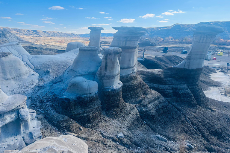Badlands Tour: Drumheller with Museum, Hoodoos & Dinosaurs Booking Option for Summer 2026