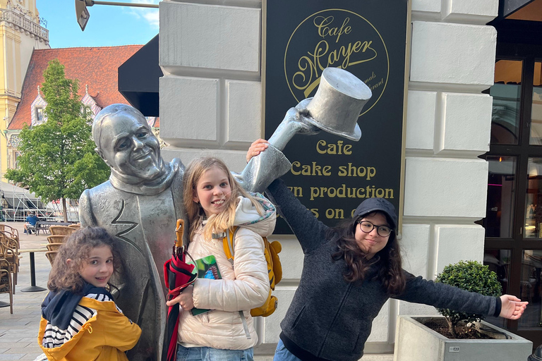 Bratislava: Old Town, Castle & Cathedral Walking Tour