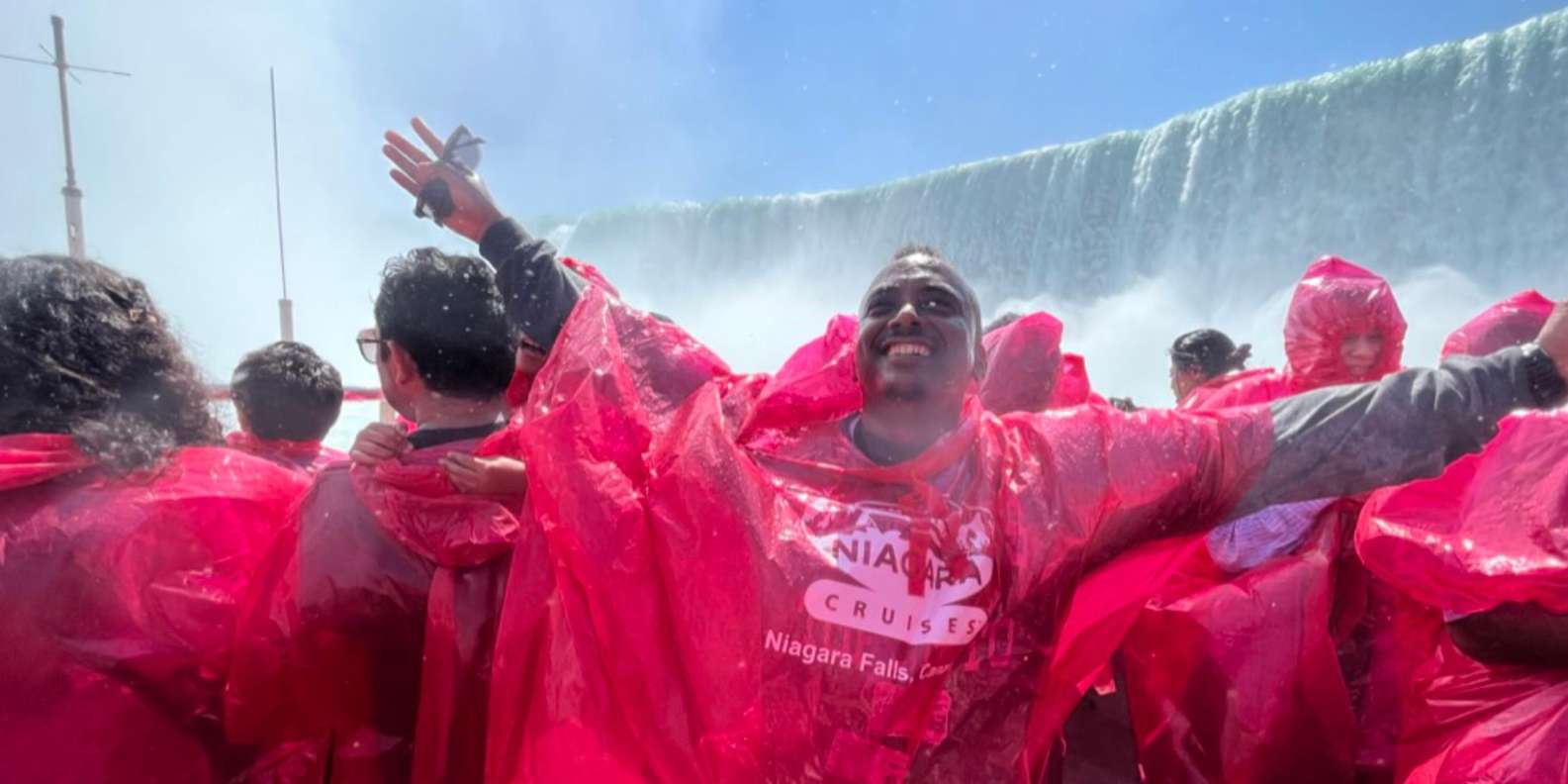 Toronto: Niagara Falls Day Tour + Boat & Behind Falls Entry — gallery image 13