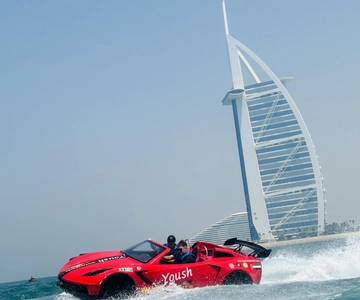 Dubai: 30-Minute Jet Car Tour of Burj Al Arab with Ice Cream