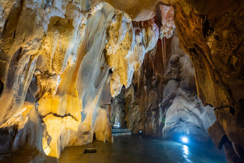 Da Nang: Dong Giang Heaven Gate Tour with Lunch