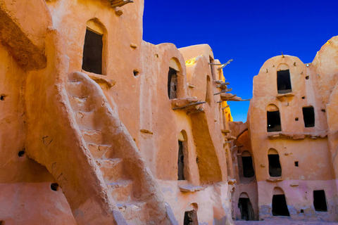 Tour notturno dei villaggi e delle oasi del Sahara tunisino