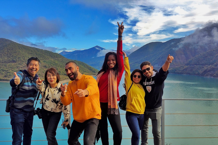 From Kazbegi: Kazbegi Hiking Tour with Homemade Lunch