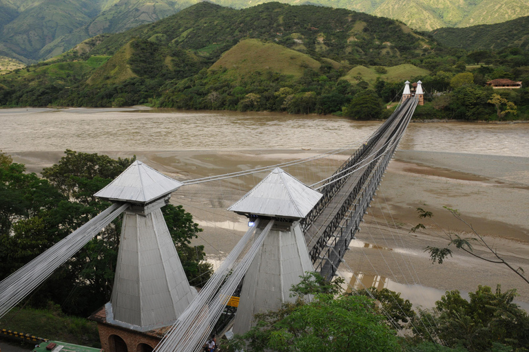 Santa Fe de Antioquia: Colonial Town, Puente de Occidente & Lunch