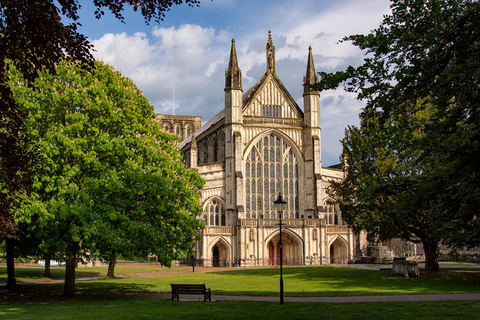 London: Windsor, Stonehenge & Historic Winchester Day Tour Shared Tour, Meet at Paddington Station