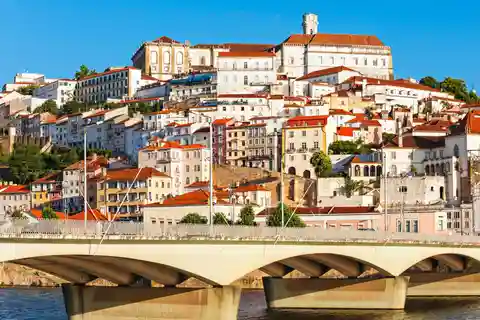 Le meilleur de Coimbra : visite à pied privée avec un habitant de la ville