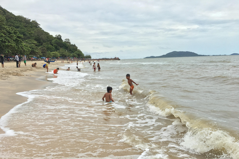 Escursione di un giorno a Kep Beach e Kampot da Phnom PenhEscursione di un giorno a Kep e Kampot con guida in inglese