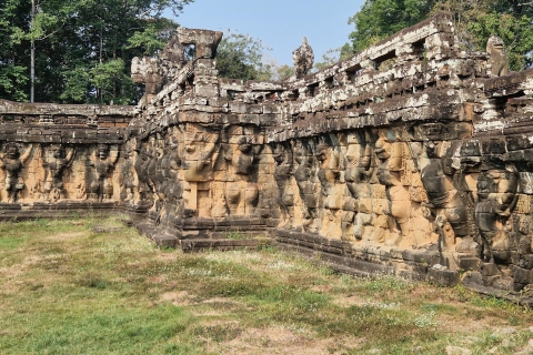 Siem Reap y Battambang: Aventura de 8 días por la fauna camboyanaSiem Reap y Battambang: 8 días de aventura por la fauna camboyana
