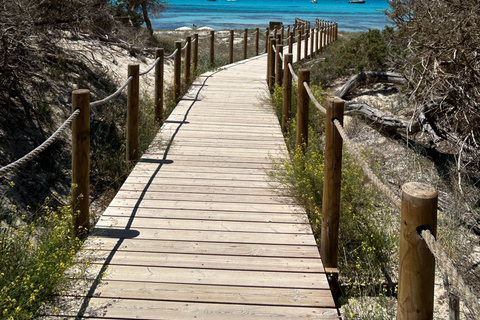 Formentera: Hidden Spots Tour in Land Rover Defender Formentera: Hidden Spots Tour in a Land Rover Defender