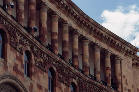 Yerevan: Private Cultural Walking City Tour