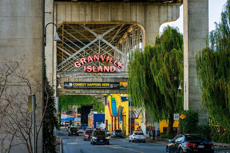 Vancouver: Stanley Park & City Highlights Small Group Tour