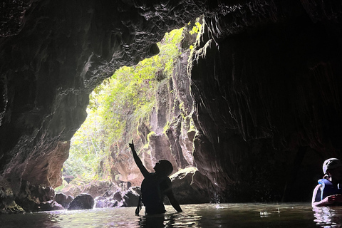 Vega Baja: Highlights views and Guided Tour in Caves