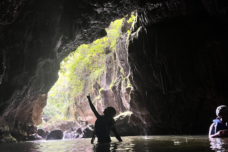 Vega Baja: Highlights views and Guided Tour in Caves