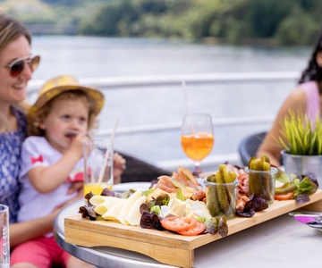 Rüdesheim: All-inclusive boottocht met verblijf van 3 uur ter plaatse