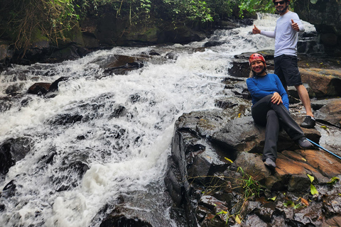 Foz do Iguaçu : randonnée aux chutes avec déjeuner et transfertFoz do Iguaçu : randonnée aux chutes d&#039;eau avec déjeuner et transfert
