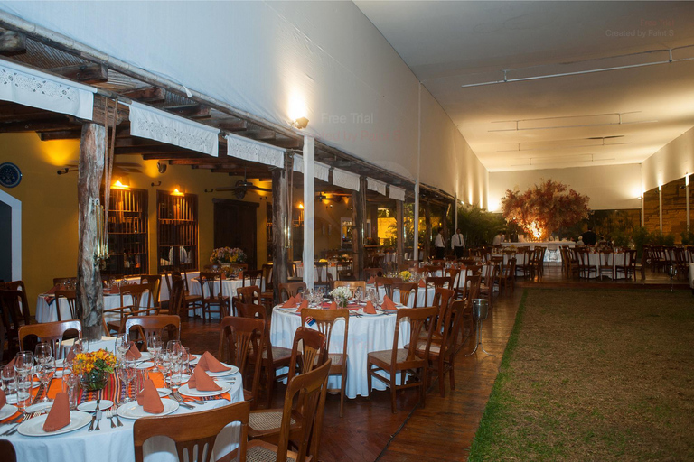 Jantar no restaurante Huaca Pucllana