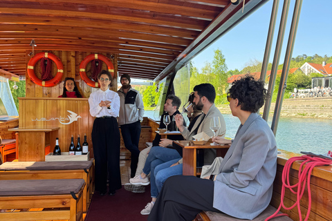 Ljubljana: Wine Tasting Boat Cruise on the Ljubljanica