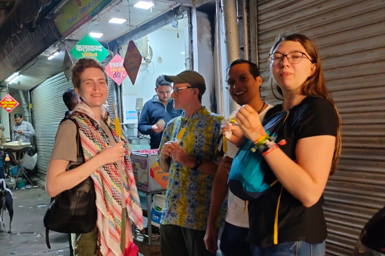 From Spice Box to Jewelry Box: Old Delhi Market Adventure Tour Without Pick-up & Drop-off (Meet at Starting Point)