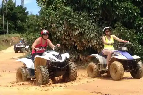 Ko Samui : Excursion en quad pour débutants aux chutes d'eau (1 chauffeur)