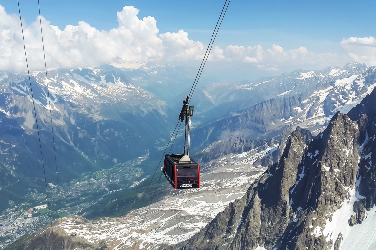 Vanuit Genève: begeleide dagtrip Chamonix en Mont-BlancDagtrip naar Mont-Blanc en kabelbaanticket Aiguille du Midi