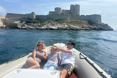 Marseille: All-Inclusive Mini Boat Tour around the Frioul Archipelago Marseille: All-inclusive mini boat cruise around the Frioul Islands