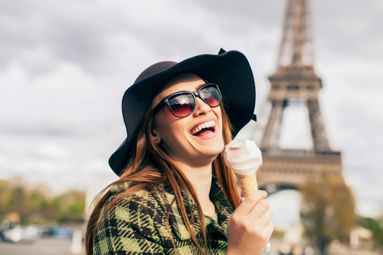 Paryż: rejs dzienny lub o zachodzie słońca z napojem, lodami lub deserem