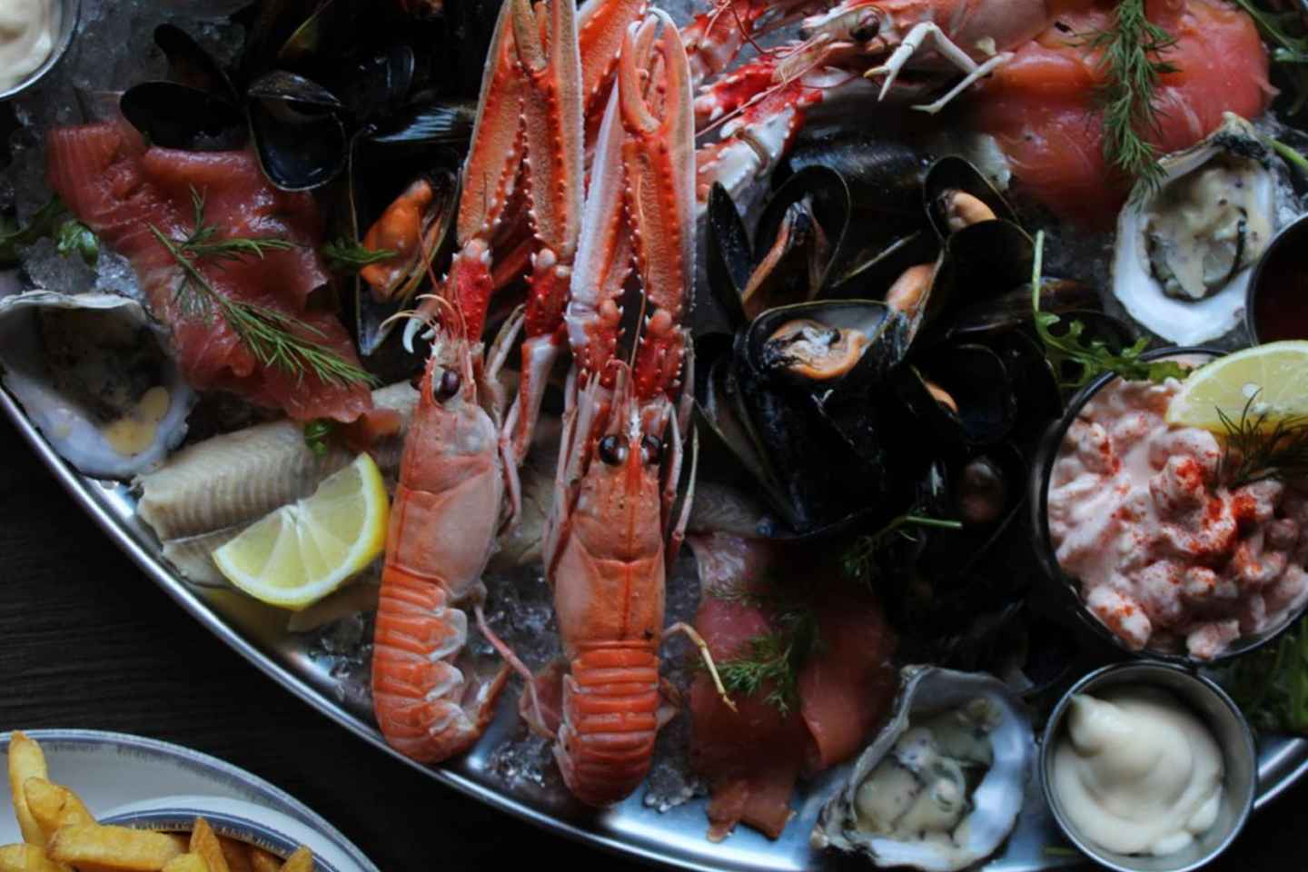 Glasgow: Luxury Seafood Platter at Scottish Restaurant