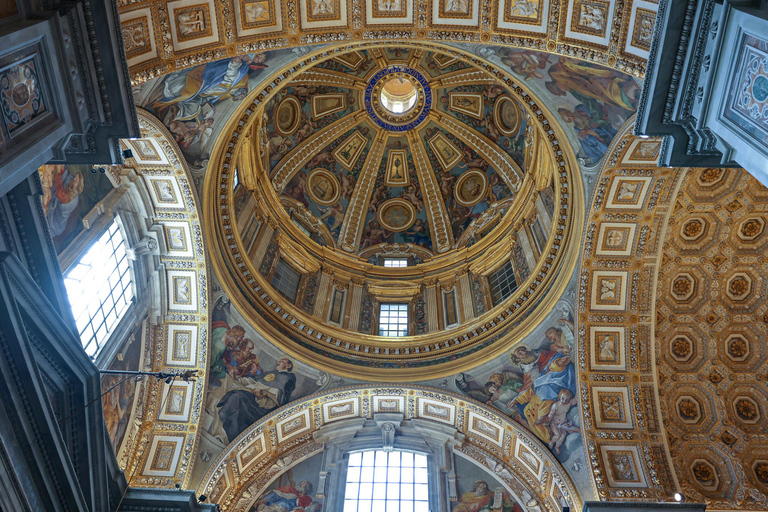 Rome: St. Peter’s Basilica & Underground Tombs Tour Group Tour in French