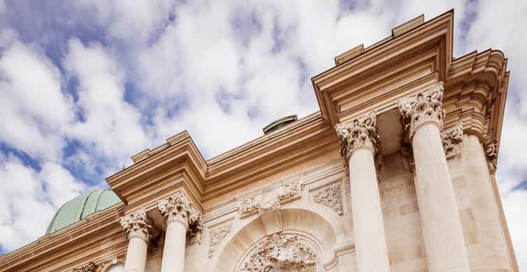 Budapest: Buda Castle Walk with Saint Stephen's Hall photo 2